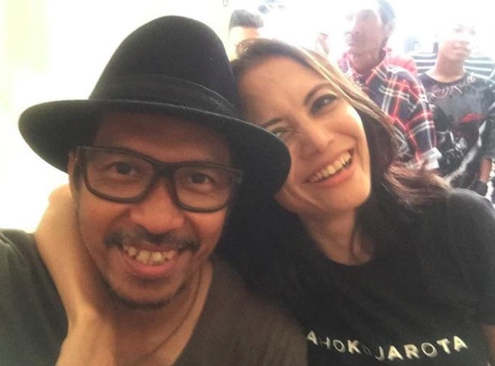 Mengintip Kemesraan Para Personel Slank dengan Sang Istri