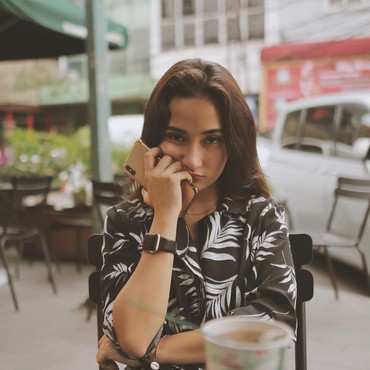 Diisukan Dekat dengan Sule, Intip 6 Foto Cantik Naomi Zaskia