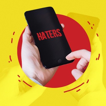 Infografis: 7 Seleb Melawan Balik Haters