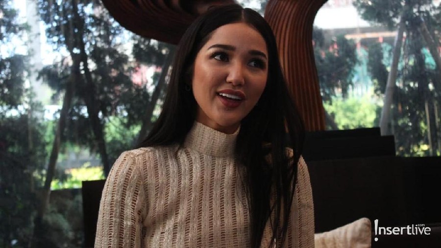 Sonia Fergina mengaku bangga bisa menembus 20 besar dalam kontes Miss Universe.