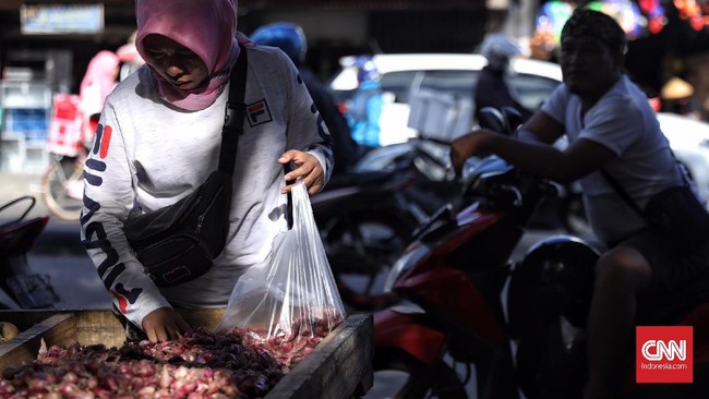 Kemkominfo menargetkan agar 500 pasar tradisional bisa berjualan online pada 2019, sebelum menargetkan 10 ribu pasar tersedia di layanan daring.
