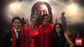 Rima Melati Adams 'Dibutakan' Hantu Kebaya Merah
