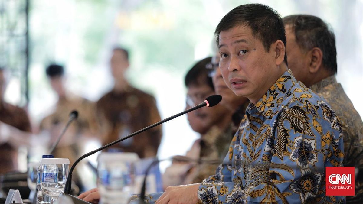 Ignasius Jonan Mundur dari Komisaris United Tractors