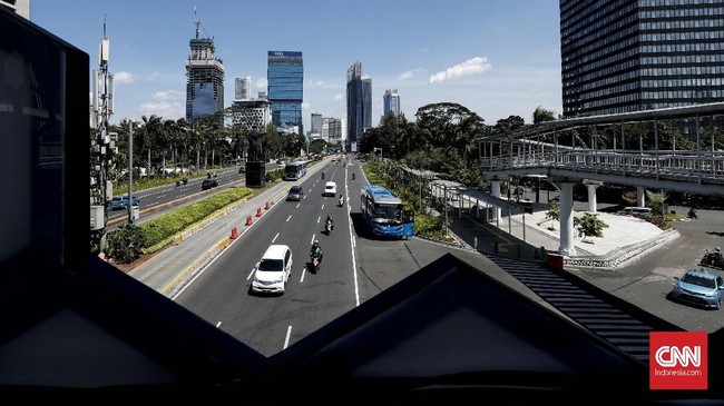 PDIP menyebut bahwa pembangunan infrastruktur di era Jokowi bertujuan untuk menekan biaya logistik sehingga membuat perekonomian nasional makin kompetitif.