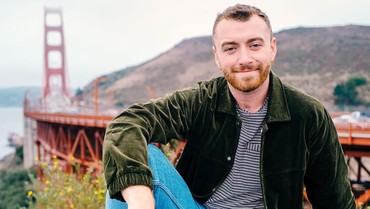 Sam Smith Bahagia Akhirnya Bisa Pakai Sepatu High Heels
