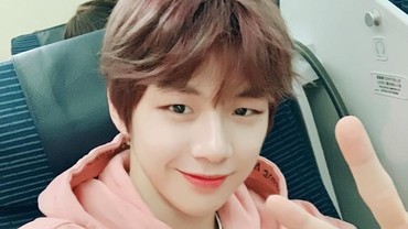 img-title Respons Gemas Kang Daniel Saat Bertemu Penggemar di Korea