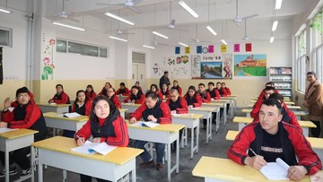 Institut Kebijakan Australia menyatakan ada lebih dari 380 kamp di Xinjiang, China, yang dicurigai digunakan untuk menahan etnis minoritas.