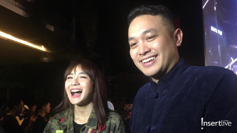 Gilang Dirga dan istri