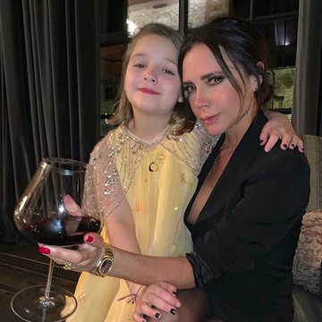 img-title 7 Selebriti Ini Larang Anak-anaknya Gunakan Media Sosial, Apa Alasannya?