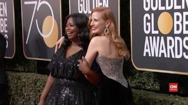 VIDEO: Para Pemenang Jadi Pembawa Acara Golden Globes 2019