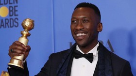 'Pecah Telor', Mahershala Ali Raih Golden Globe Awards 2019