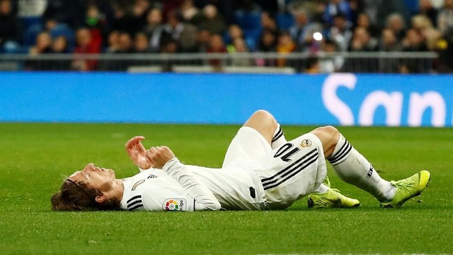 Real Madrid menelan kekalahan saat menghadapi Real Sociedad dalam laga Liga Spanyol di Santiago Bernabeu.