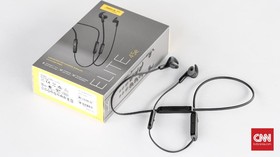 Menjajal Bass Earphone Bluetooth Jabra Elite 45e