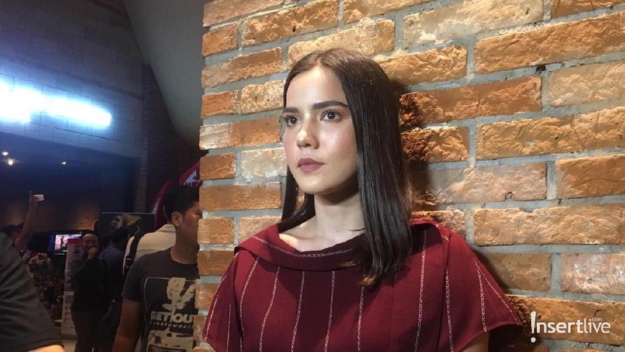 Komentar Alice Norin tentang Prostitusi Online Artis Alice Norin mengatakan bahwa kasus prostitusi artis yang ramai belakangan ini bukanlah masalah artis, tetapi masalah individu.