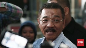 Diperiksa 4 Jam, Gamawan Fauzi Mengaku Terima Satu Pertanyaan