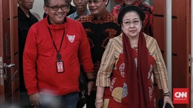 Megawati dan Puan Kompak Bungkam Saat Tiba di Lokasi Debat