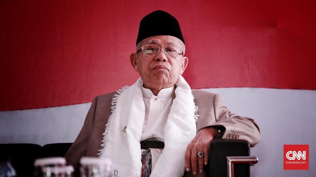 Ma'ruf Amin sengaja mendatangi Karawang, Jawa Barat, untuk meredam fitnah soal azan dan pernikahan sejenis yang disebar emak-emak diduga anggota PEPES.