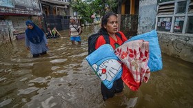 Sungai Citarum Meluap, Belasan Rumah di Bekasi Terendam Air