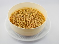 Indomie di Taiwan Ditarik gegara Etilen Oksida, Sefatal Apa Efeknya ke Badan?