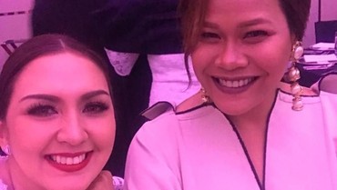img-title Saking Dekatnya, Okky Lukman Anggap Donna Agnesia Kakak