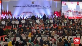 Soal Bagi Sertifikat Tanah, AMAN Tuding Jokowi Neo-Liberal