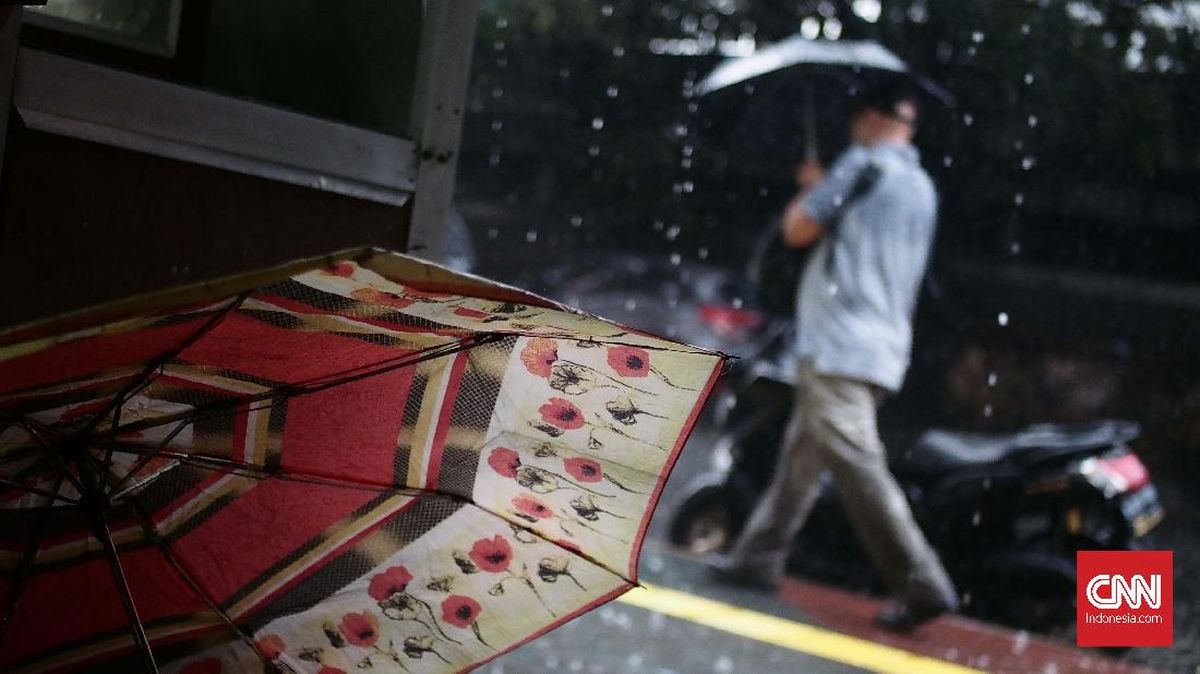 Waspada Hujan Lebat Hari Ini, Simak Daftar Wilayahnya