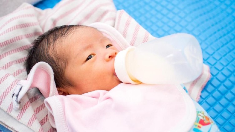 Damar dan Sikka Ayah Bunda ingin nama bayi dengan kearifan lokal? Coba cek nama bayi dengan berbagai daerah Indonesia Timur ini.