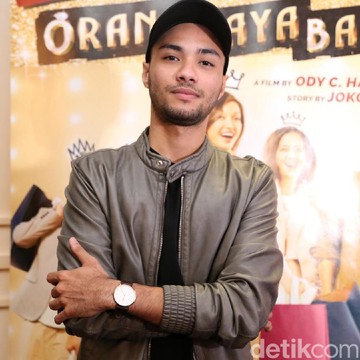 img-title Kenalan dengan Refal Hady, Pemeran Mas Bian yang Bikin Geregetan di Wedding Agreement: The Series