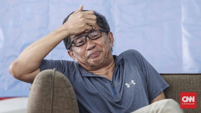Pengamat politik Rocky Gerung akhirnya hadir di PN Jaksel bersaksi untuk sidang Ratna Sarumpaet dalam kasus dugaan penyebaran berita bohong atau hoaks.