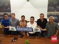 Pelatih Persib Bela Lopicic-Vizcarra dari Kritikan Bobotoh