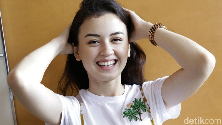 Kimberly Ryder saat ditemui di kawasan Kebon Sirih.