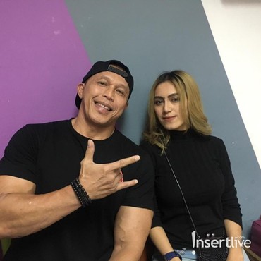 Mau Punya Anak Kembar, Bang Tigor Tak Kunjung Diberikan Momongan