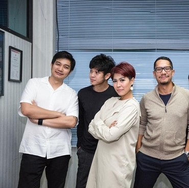 Lirik Lagu Idola - Maliq & D'Essentials