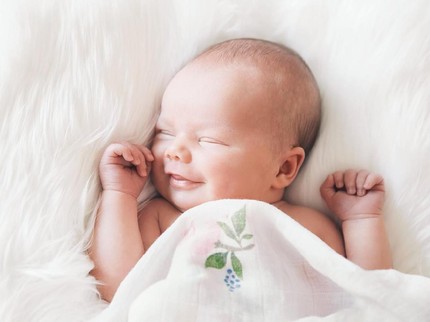 30 Nama Bayi Perempuan Berawalan Huruf V Bermakna Indah