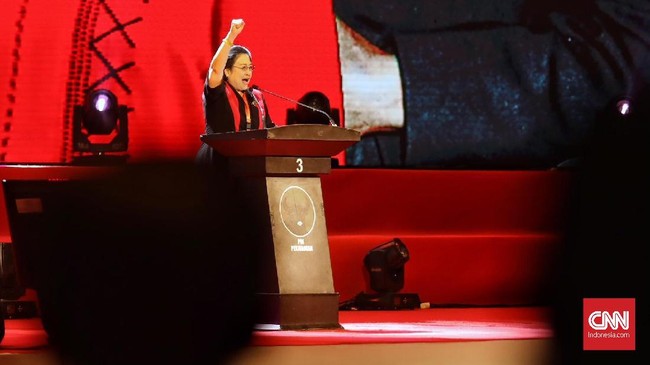 Ketua Umum PDIP Megawati Soekarnoputri mengumpulkan para kepala daerah terpilih dari PDIP, Rabu (19/2). Akan memberikan pengarahan tertutup.