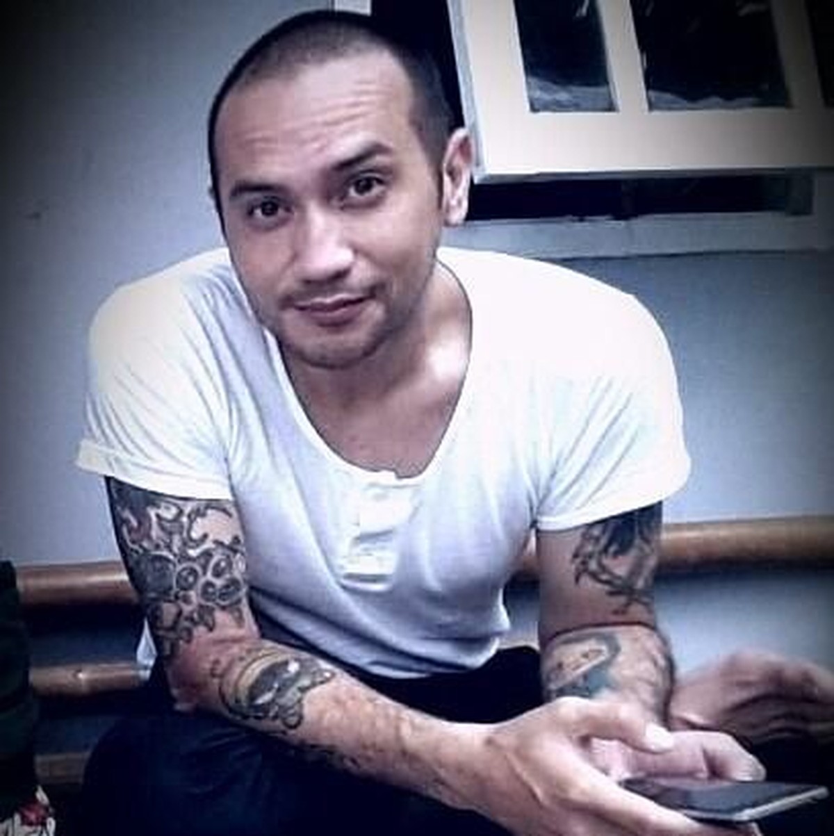 Gary Iskak yang dulu dikenal bermasalah kini mulai bertransformasi menjadi sosok yang baru&period; Dikabarkan hijrah sejak 2017 silam&comma; berikut transformasi Gary Iskak&period;