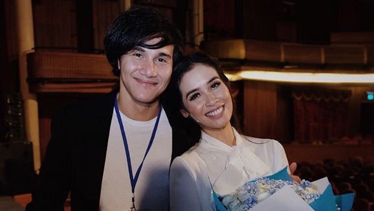 Marsha Timothy dan Vino Bastian