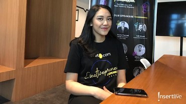 img-title Putri Tanjung Berumur 23 Tahun, Presiden Jokowi Kaget