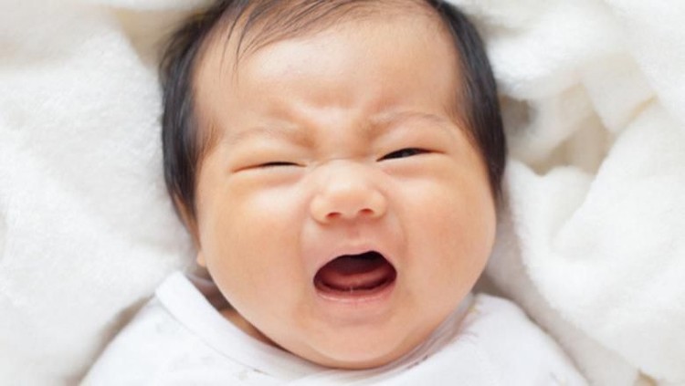 Dikarenakan belum bisa berbicara&comma; si kecil akan berkomunikasi dengan cara menangis&period;