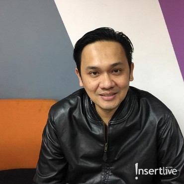 Farhat Abbas Dampingi Rey Utami Tanda Tangani BAP