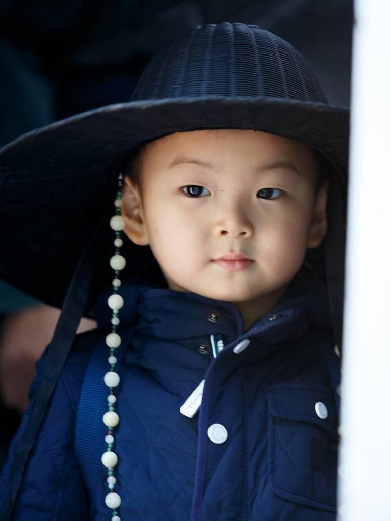 Intip enam transformasi Song Triplet, Daehan, Minguk, dan Manse, yang semakin dewasa dan tampan.