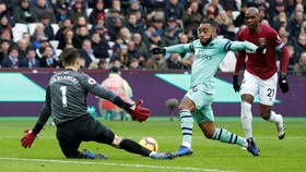 Babak Pertama: West Ham vs Arsenal Masih Imbang