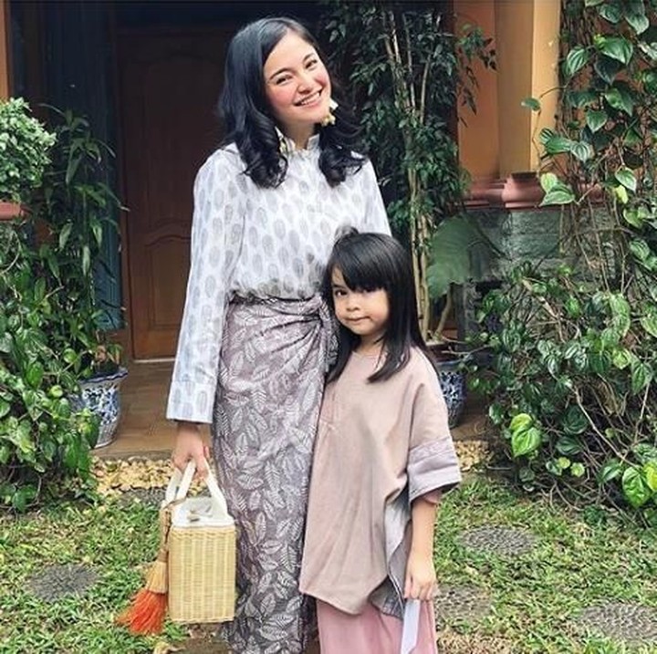 <p>Sienna menghabiskan waktu bareng keluarga sang bunda, saat momen Idul Fitri tahun lalu. (Foto: Instagram @marshanda99)</p>