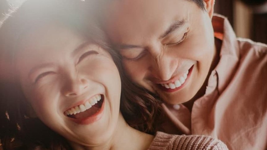 Para sahabat sesama artis turut mendoakan kelancaran pernikahan Edric Tjandra.