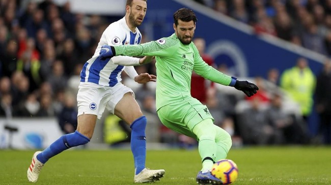 Kiper Liverpool Alisson Becker masuk jajaran penjaga gawang top bersama sejumlah kiper Liga Inggris lainnya.