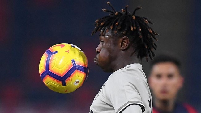 Jelang leg pertama perempat final Liga Champions Ajax vs Juventus, Moise Kean sukses mengambil peran sebagai mesin gol dari tangan Cristiano Ronaldo.