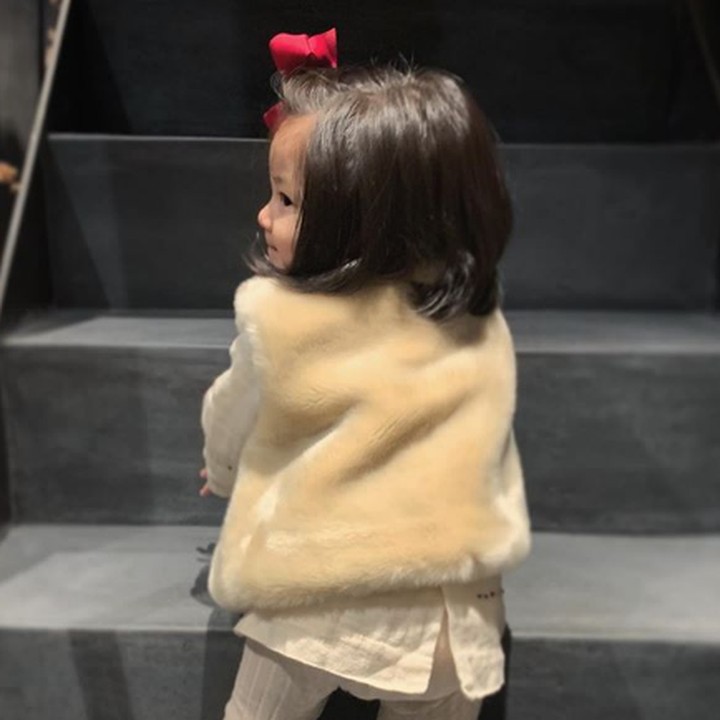 <p>Meski menghadap ke belakang, Baby Chanco tetap terlihat imut ya? (Foto: Instagram @babychanco)</p>