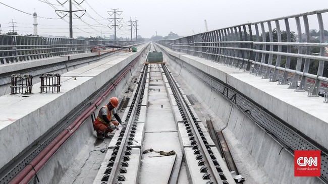 Pelaksanaan Proyek LRT Jakarta-Bogor-Depok-Bekasi terancam molor penyelesaiannya karena lahan yang diperlukan untuk pembangunan depo belum berhasil dibebaskan.