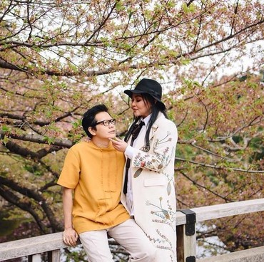 Lirik Lagu Perjalanan Cinta - Armand Maulana & Dewi Gita