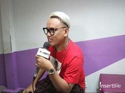 Liburan ke Amerika, Gaya Pakaian Uya Kuya Dipuji